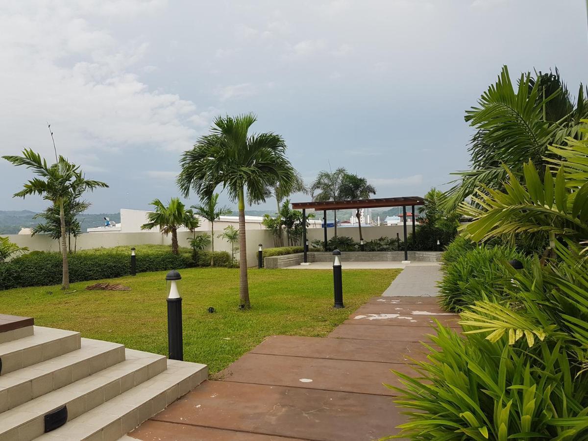 Studio Unit At Centrio Tower Cagayan de Oro Zewnętrze zdjęcie